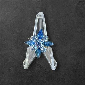 194. Vintage Blue Rhinestone Starburst‎ Brooch Fashion Jewelry